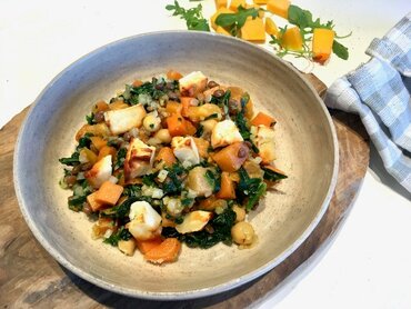 Vegetarische gerechten - veggie foodtruck met salades en andere lekkere en gezonde gerechten Vegetarische gerechten - veggie foodtruck met salades en andere lekkere en gezonde gerechten